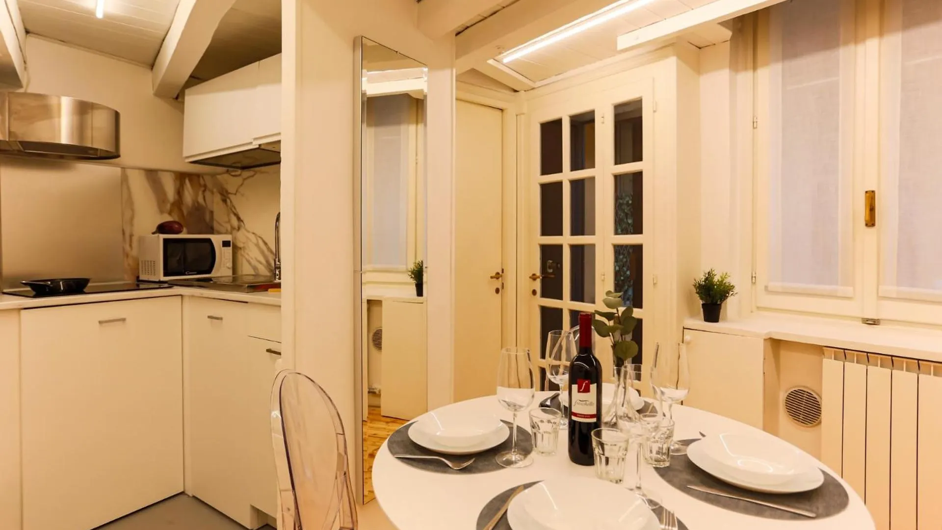 The Best Rent - Characteristic Apartment In Crocetta Area Milan Italy